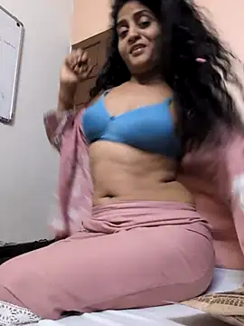Snapshot of sexysilmy chatting on June 21, 2026, 6:14 pm sexysilmy online show from June 21, 2026, 6:14 pm