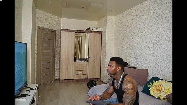 Snapshot of ostine_brown chatting on March 25, 2026, 6:07 pm ostine brown online show from March 25, 2026, 6:07 pm