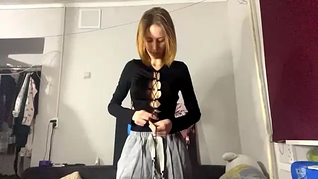 Sweety Burger online show from February 11, 2026, 4:18 pm