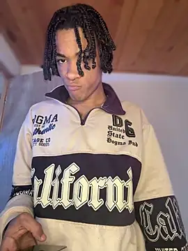 mondacuo3000 online show from April 30, 2026, 11:39 am