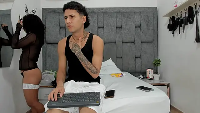 NaughtyVibes OS online show from April 14, 2026, 2:16 am