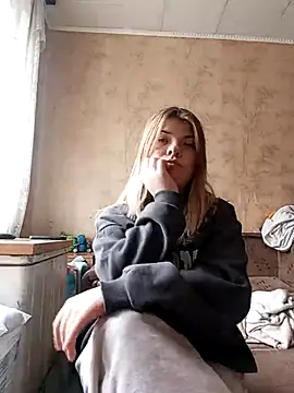 Snapshot of EvaTallor chatting on February 17, 2026, 11:40 am EvaTallor online show from February 17, 2026, 11:40 am