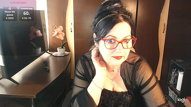 exiMIlf online show from March 18, 2026, 1:46 pm