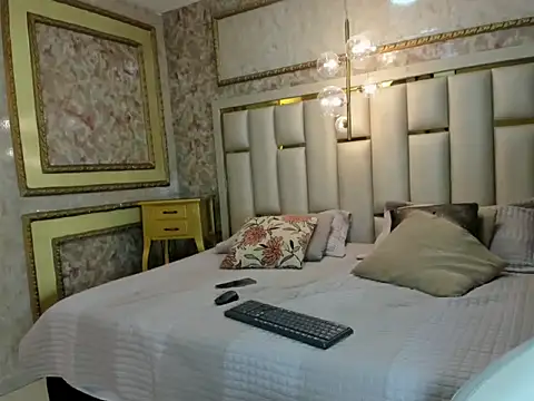 Veronica hottie online show from February 26, 2026, 1:33 pm