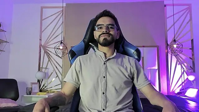 Snapshot of HotPulse_vc chatting on February 17, 2026, 12:35 pm HotPulse vc online show from February 17, 2026, 12:35 pm