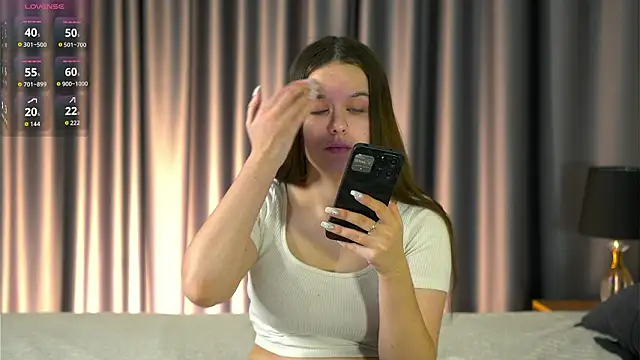 MarenCalarco online show from February 21, 2026, 3:14 pm