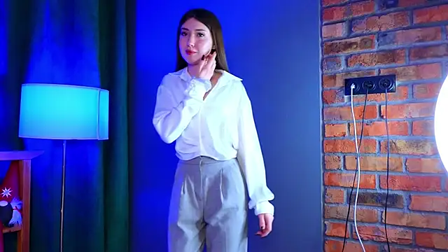 Snapshot of AliceZimmer chatting on February 12, 2026, 8:52 pm AliceZimmer online show from February 12, 2026, 8:52 pm