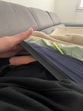 J3r3m66 online show from March 27, 2026, 3:13 pm