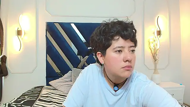 Gaia n Nix online show from March 15, 2026, 5:53 pm