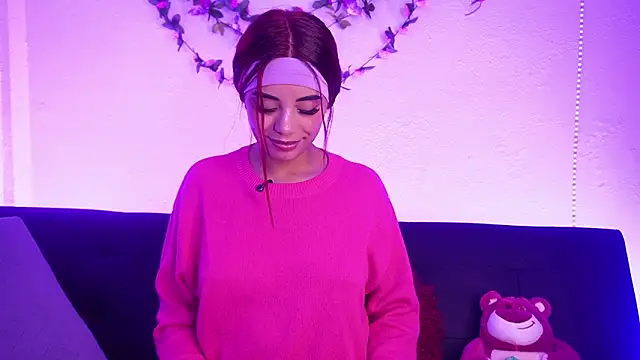 TiffanySander online show from March 25, 2026, 3:50 am