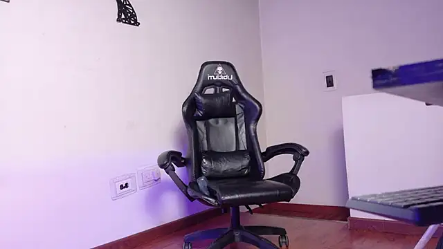 Mei hells online show from April 9, 2026, 6:19 am