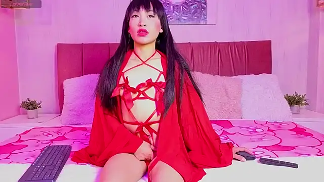 emma wilder  online show from April 10, 2026, 7:21 pm