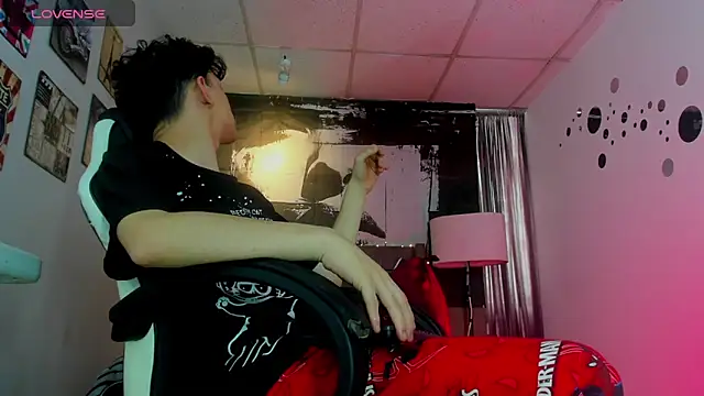 Philippsx online show from April 8, 2026, 9:27 pm