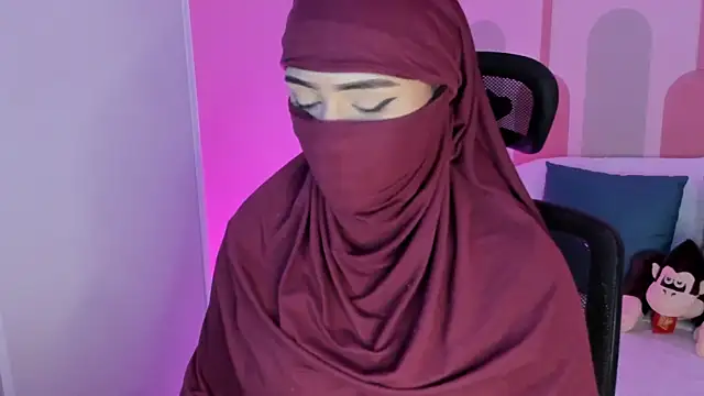 Snapshot of Aisha_Haddad chatting on February 11, 2026, 3:56 pm Aisha Haddad online show from February 11, 2026, 3:56 pm