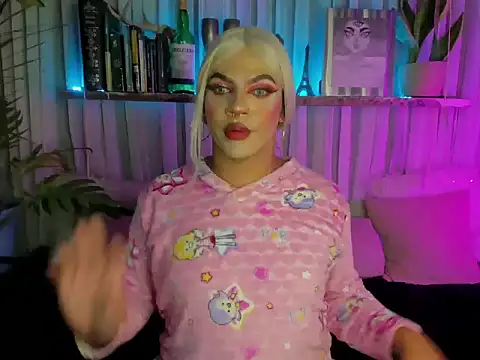 Miss-liaa online show from March 8, 2026, 2:04 am