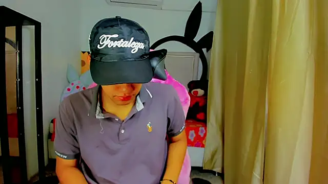 Top and bottom online show from April 7, 2026, 8:21 pm