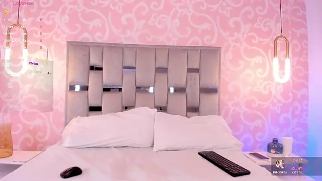 Snapshot of Alanna-Rose chatting on February 26, 2026, 8:20 pm Alanna-Rose online show from February 26, 2026, 8:20 pm