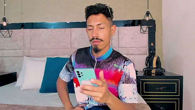 NoaahTylor online show from March 15, 2026, 6:59 pm