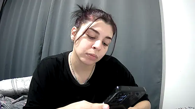 Snapshot of violetazein7 chatting on May 15, 2026, 11:36 pm violetazein7 online show from May 15, 2026, 11:36 pm