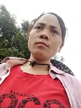 molly-xx online show from April 5, 2026, 2:40 am