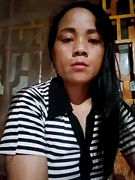 Snapshot of molly-xx chatting on July 18, 2026, 10:57 am molly-xx online show from July 18, 2026, 10:57 am