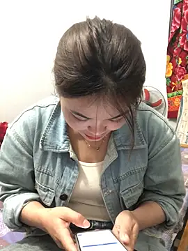 Snapshot of newbaby1 chatting on February 25, 2026, 1:33 pm newbaby1 online show from February 25, 2026, 1:33 pm