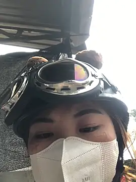 Snapshot of newbaby1 chatting on February 13, 2026, 4:12 am newbaby1 online show from February 13, 2026, 4:12 am