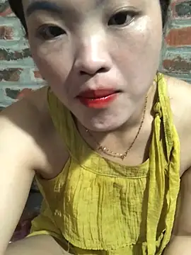 Snapshot of newbaby1 chatting on March 1, 2026, 1:27 am newbaby1 online show from March 1, 2026, 1:27 am