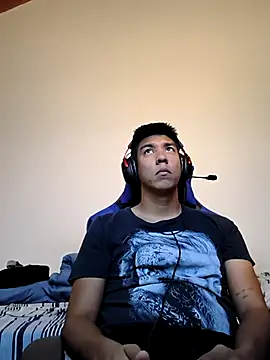 mamichula266 online show from April 15, 2026, 11:05 am