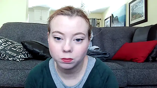 Snapshot of ShySweetheart chatting on March 4, 2026, 6:15 pm ShySweetheart online show from March 4, 2026, 6:15 pm