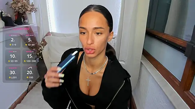 EvaK  online show from April 20, 2026, 3:20 am