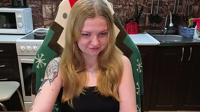 AnitaXVine online show from July 4, 2026, 9:52 pm