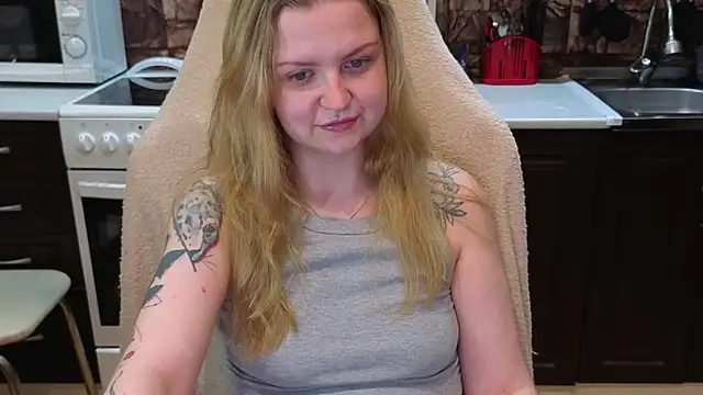 AnitaXVine online show from June 29, 2026, 9:03 pm