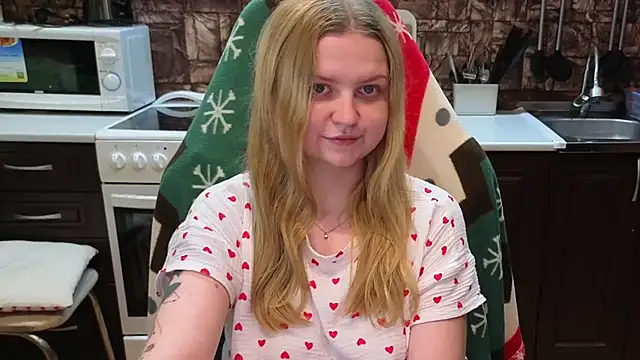 AnitaXVine online show from July 13, 2026, 7:13 pm