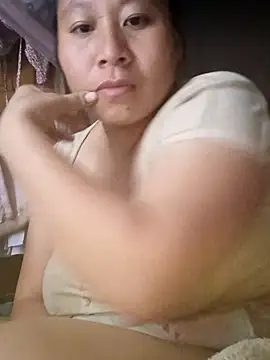 Snapshot of plump-bums chatting on February 20, 2026, 12:07 pm plump-bums online show from February 20, 2026, 12:07 pm