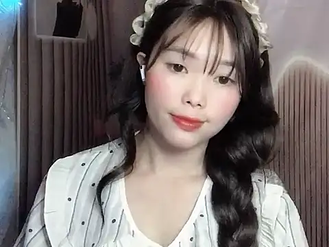 Snapshot of Girl-crazy1 chatting on February 25, 2026, 2:34 am Girl-crazy1 online show from February 25, 2026, 2:34 am