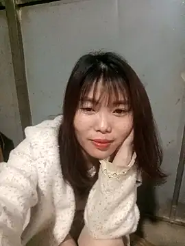 Girl-crazy1 online show from March 17, 2026, 12:41 pm