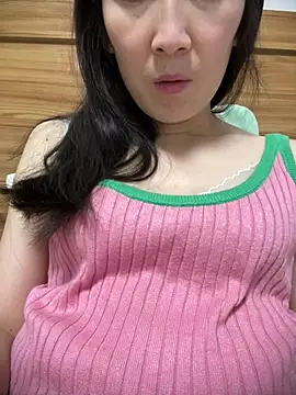 YaoYao-97 online show from February 15, 2026, 2:49 pm