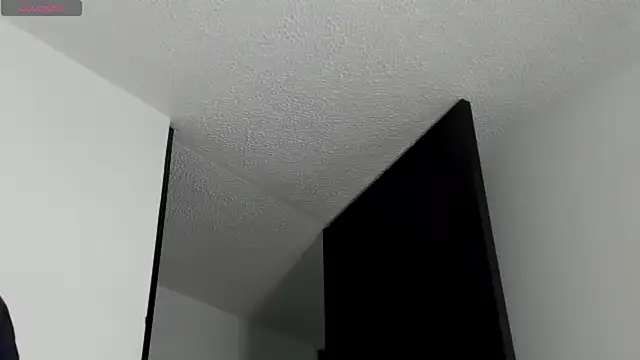 Snapshot of LovexJuxn8 chatting on February 11, 2026, 3:56 pm LovexJuxn8 online show from February 11, 2026, 3:56 pm