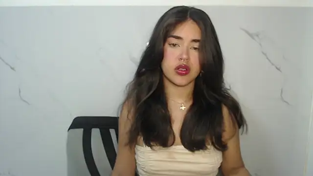 melodyphillips 2  online show from May 9, 2026, 10:07 am