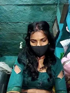 Snapshot of Desi_Couple_P chatting on February 24, 2026, 1:06 am Desi Couple P online show from February 24, 2026, 1:06 am