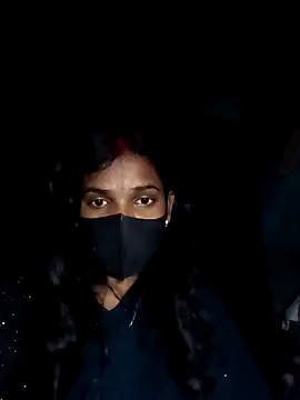 Snapshot of Desi_Couple_P chatting on February 19, 2026, 1:24 am Desi Couple P online show from February 19, 2026, 1:24 am