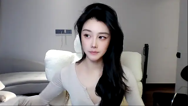 MedeLineayr online show from March 14, 2026, 5:19 pm