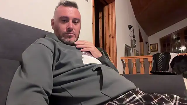 Snapshot of marcovik1 chatting on March 1, 2026, 11:05 pm marcovik1 online show from March 1, 2026, 11:05 pm