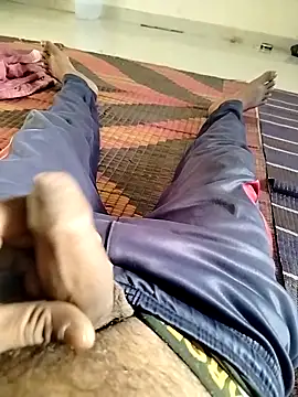 soni8850 online show from March 27, 2026, 2:31 am