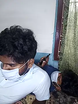 Tinku 1324 online show from April 10, 2026, 7:37 am