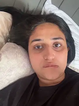 Curvy sweet online show from March 22, 2026, 3:46 pm