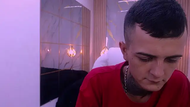 Snapshot of benjamin_anthony chatting on February 16, 2026, 1:21 pm benjamin anthony online show from February 16, 2026, 1:21 pm