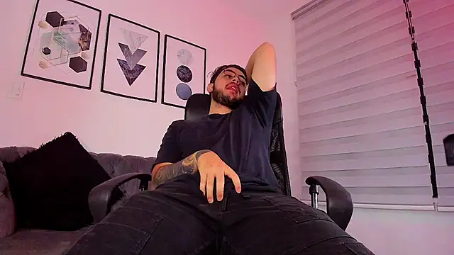 ethan grace online show from February 21, 2026, 12:07 pm