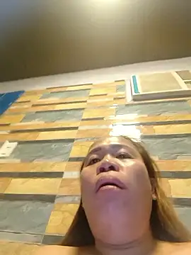 squirtshantal online show from January 12, 2026, 6:53 am